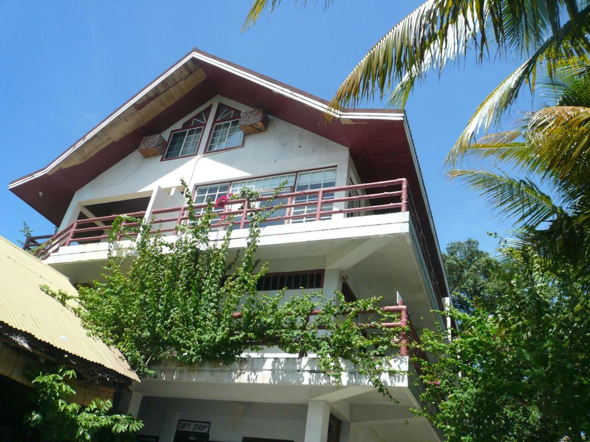 Antelope Guesthouse Koror Dış mekan fotoğraf